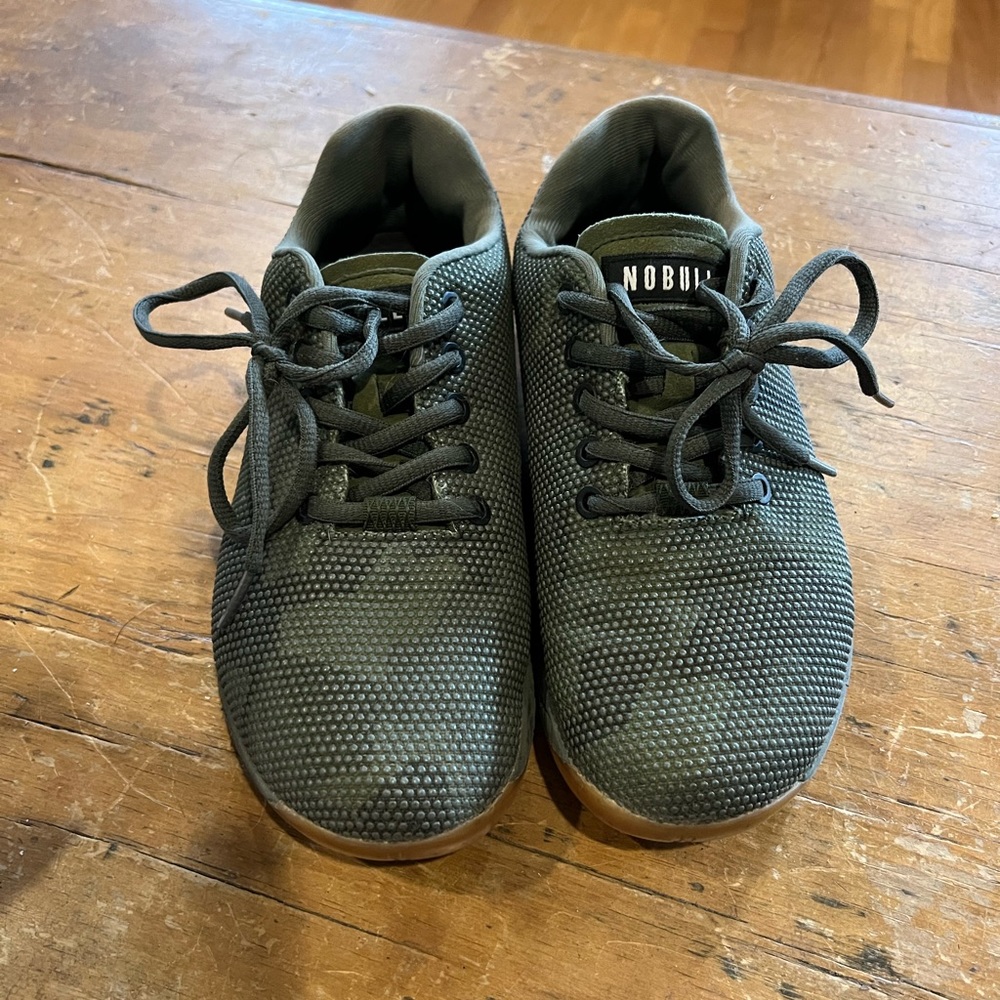Size 8 Green Camo NoBull Trainers.